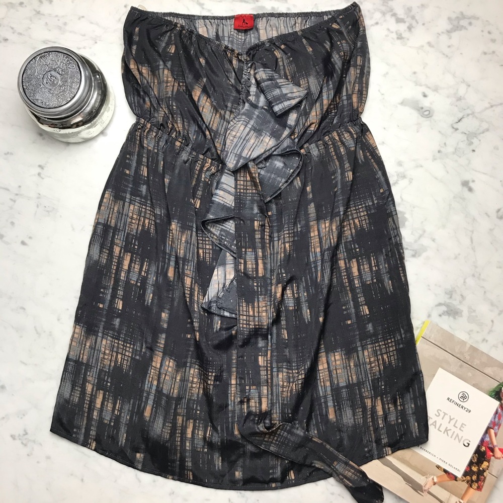 Hello Miss Printed Strappless Ruffle Short Dress